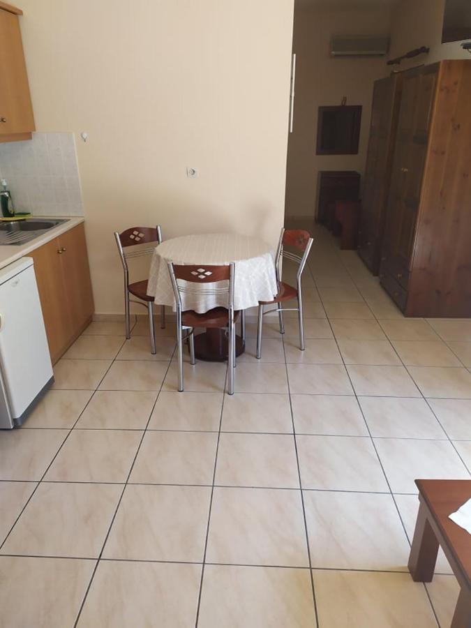 Markos Apartments 4 Stoúpa Dış mekan fotoğraf